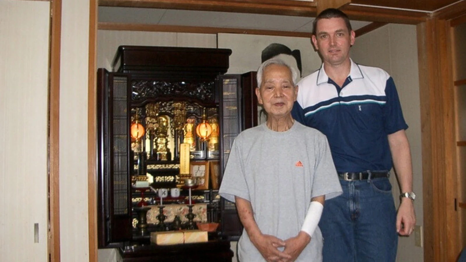 Mike Williams Kyoshi with Mabuni Kenzo Soke in the original dojo of Shito-Ryu founder Mabuni Kenwa in Osaka, Japan, in 2003.